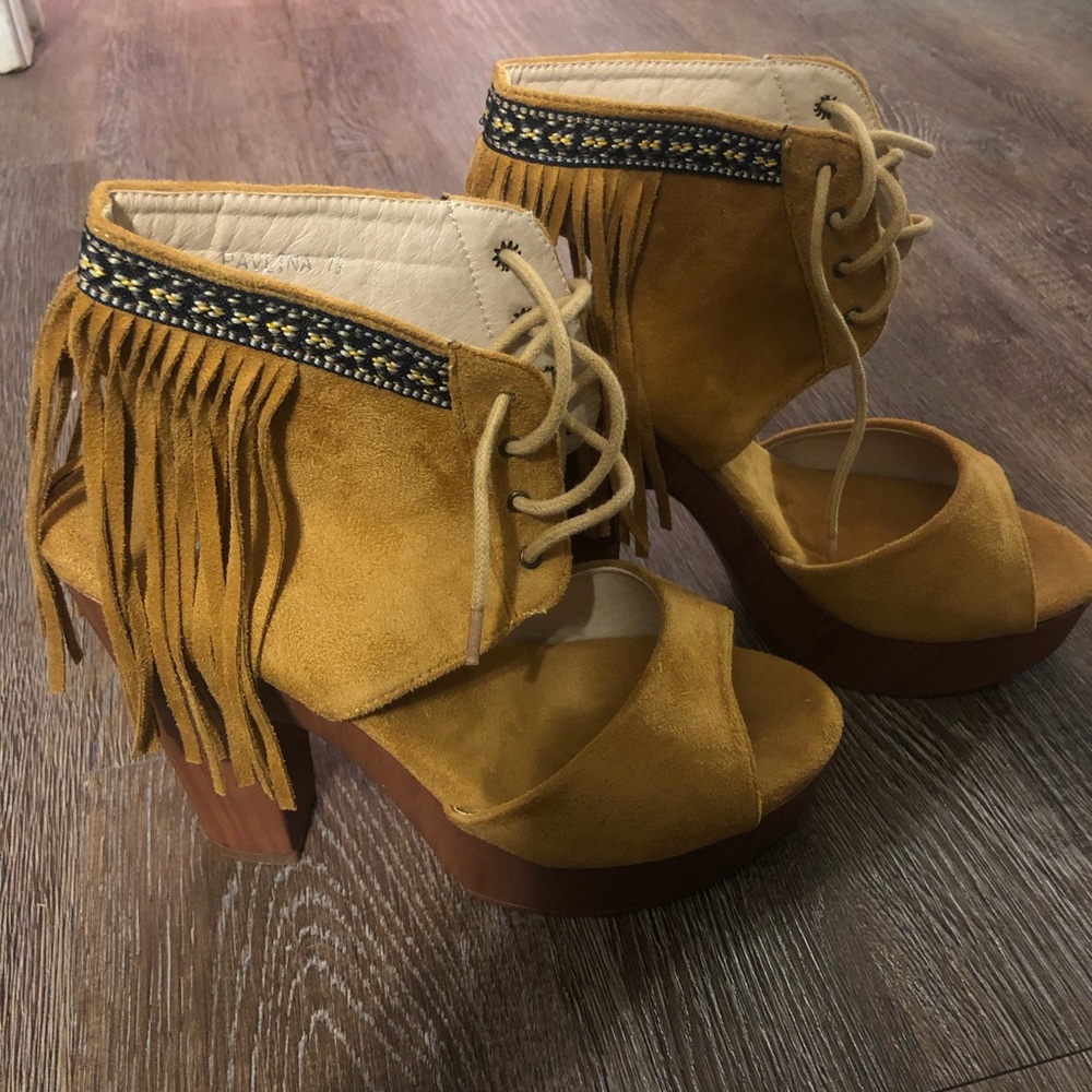 Tan Booties - Mi.iM - Picture 4 of 5